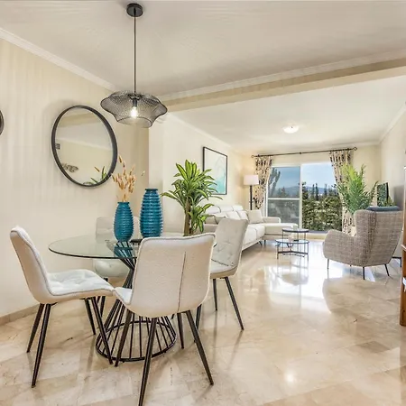Mijas Golf Frontline Luxury 2 Bed Beautiful Golf, Mountains And Views Appartamento